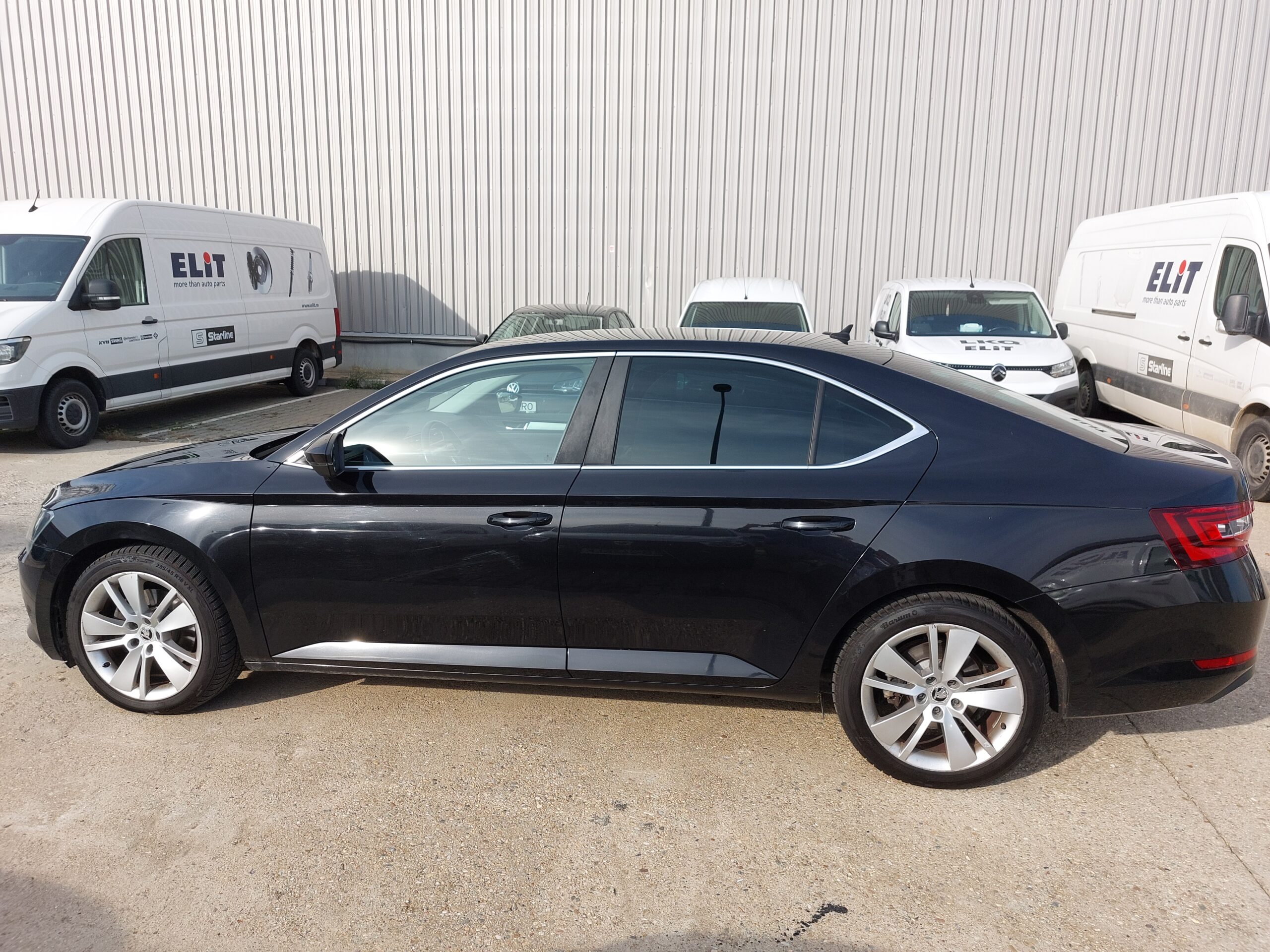 Skoda Octavia Superb 4×4 2.0 TDI B02ElT 2016 - Image 9