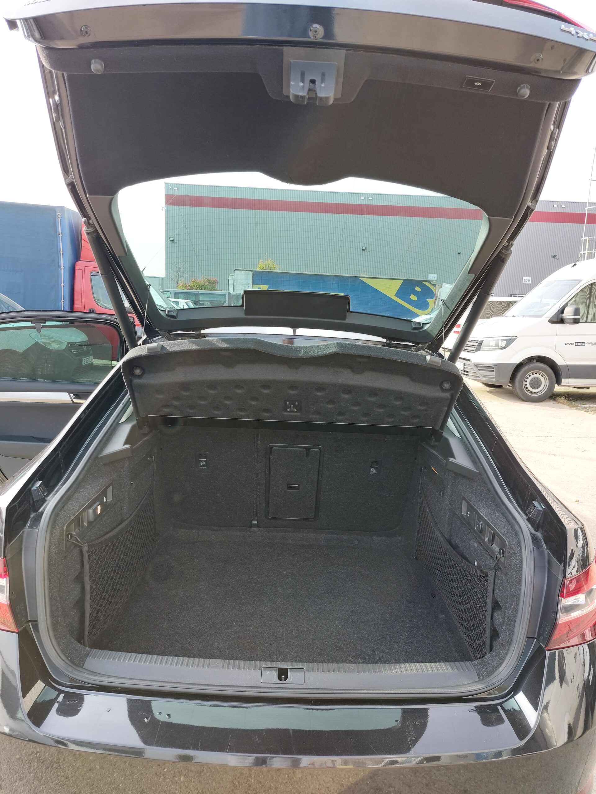 Skoda Octavia Superb 4×4 2.0 TDI B02ElT 2016 - Image 10