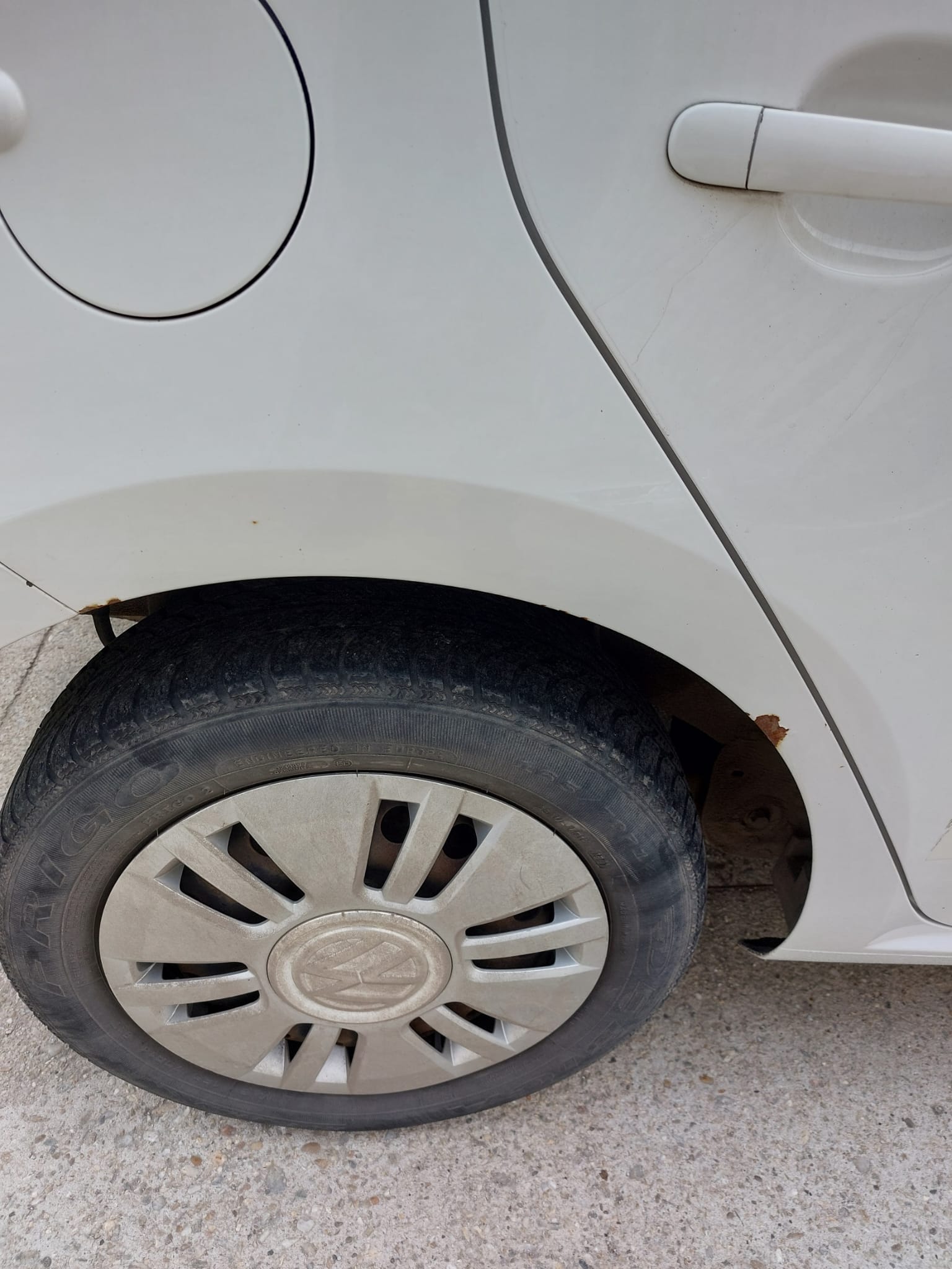VW UP B54ZVG 2013 - Image 6